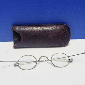 Antique Wire Rim Eyeglasses in Leather Case